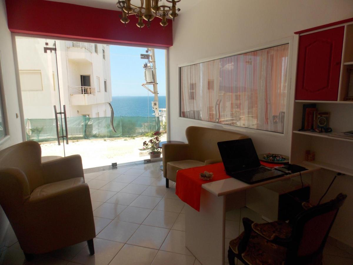 Damian Saranda Hotel Bagian luar foto