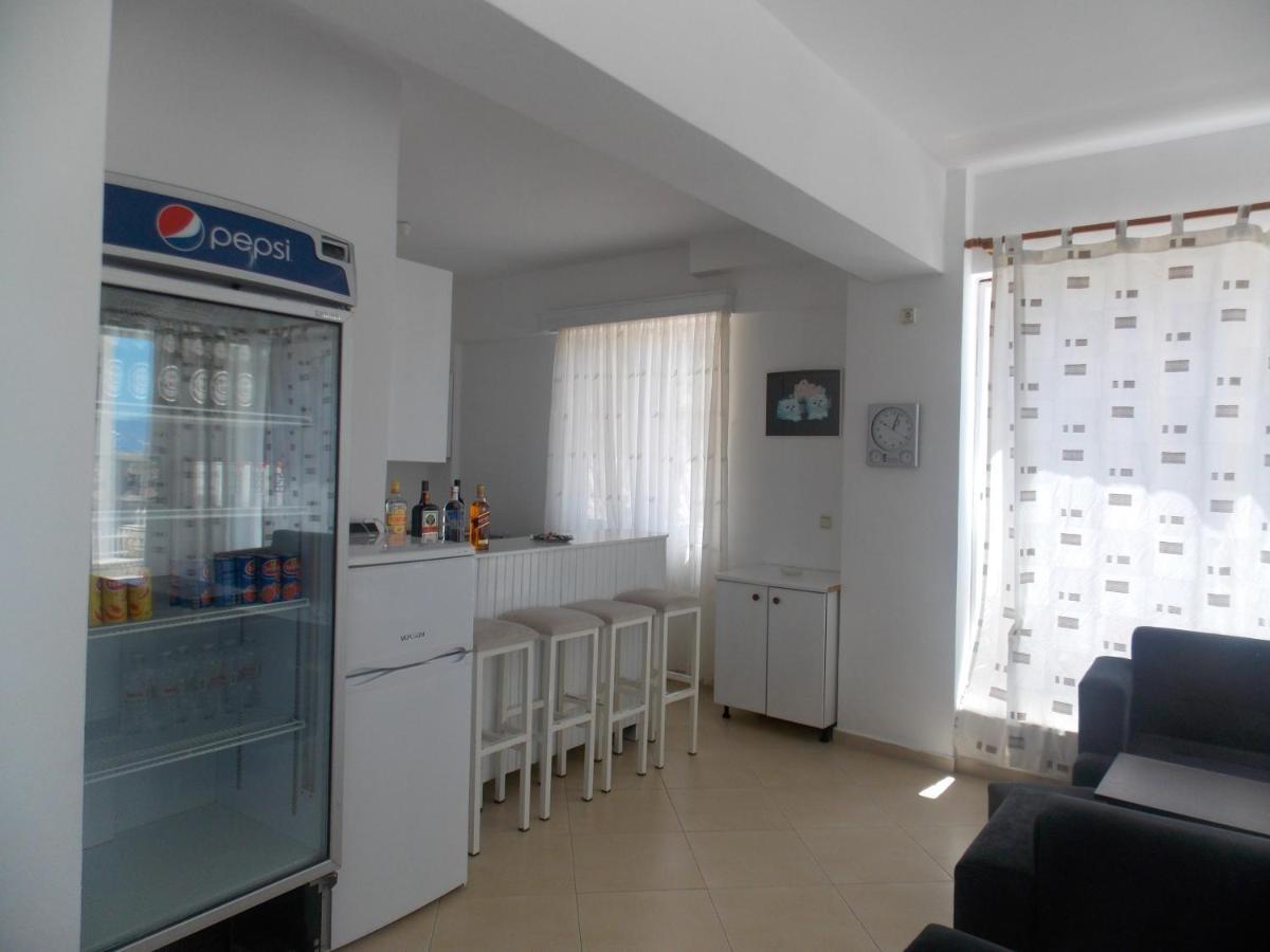 Damian Saranda Hotel Bagian luar foto