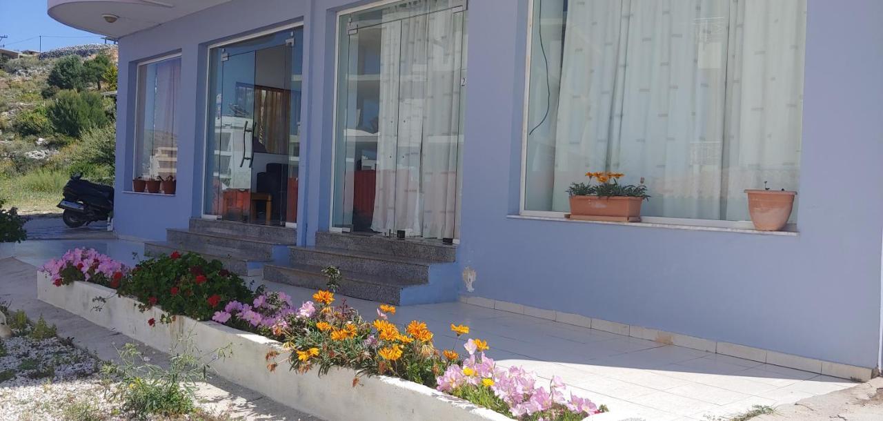 Damian Saranda Hotel Bagian luar foto