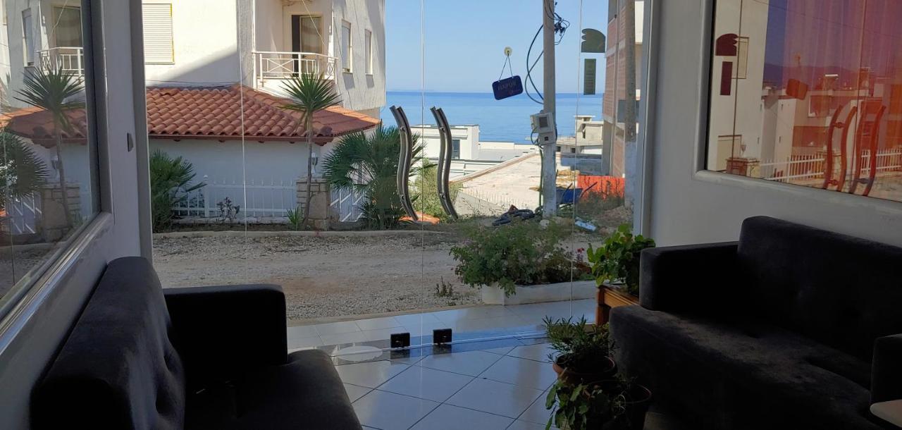 Damian Saranda Hotel Bagian luar foto