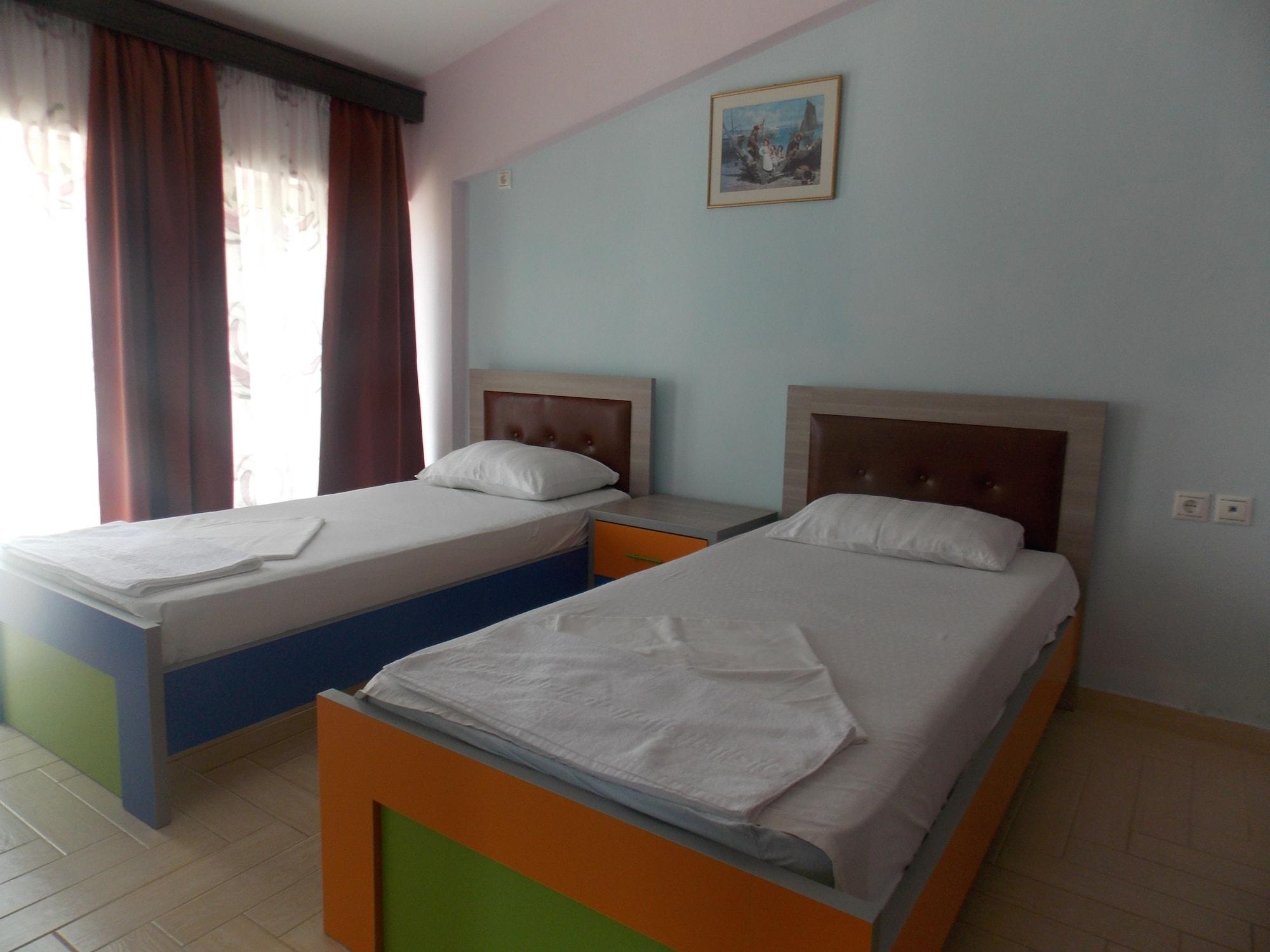Damian Saranda Hotel Bagian luar foto