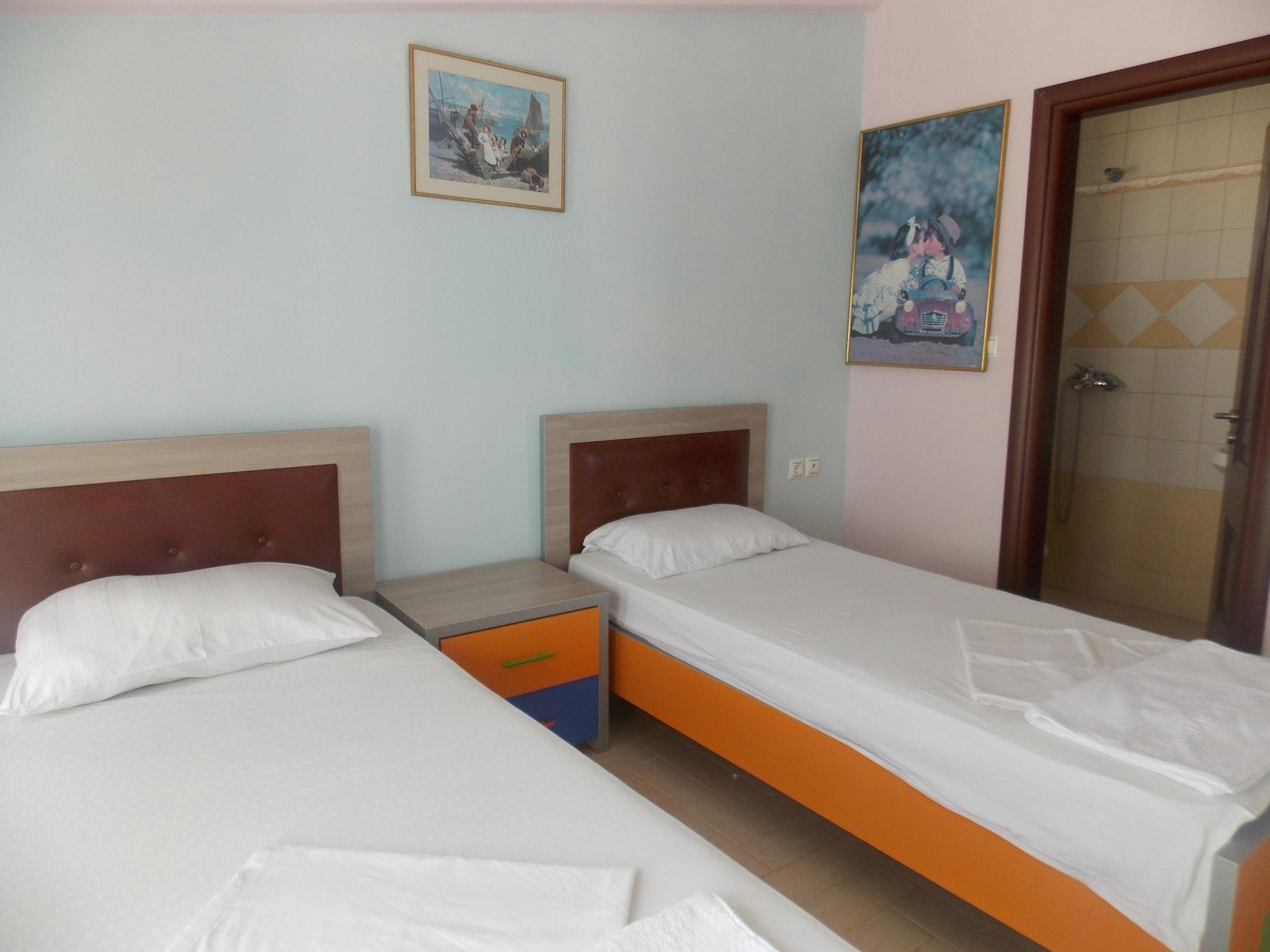 Damian Saranda Hotel Bagian luar foto