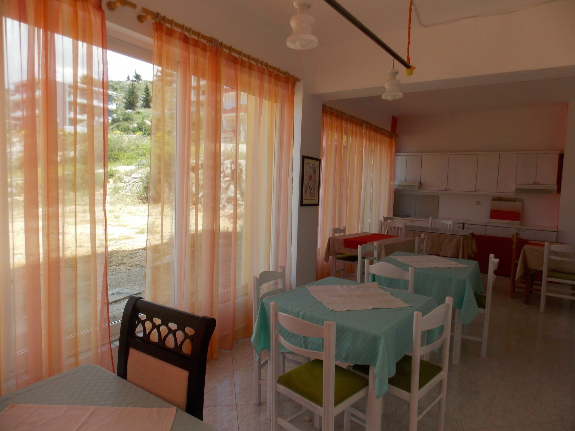 Damian Saranda Hotel Bagian luar foto
