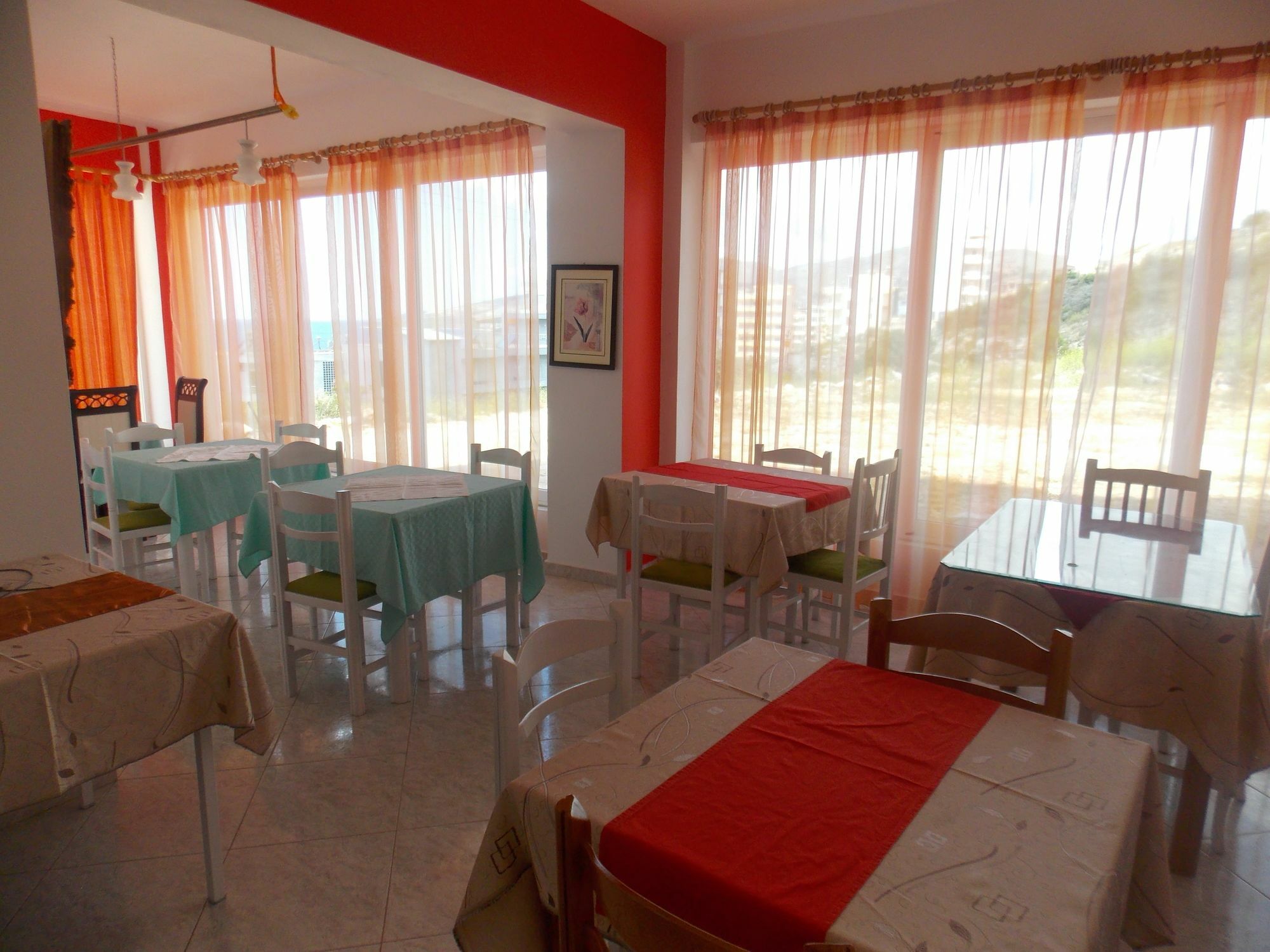 Damian Saranda Hotel Bagian luar foto
